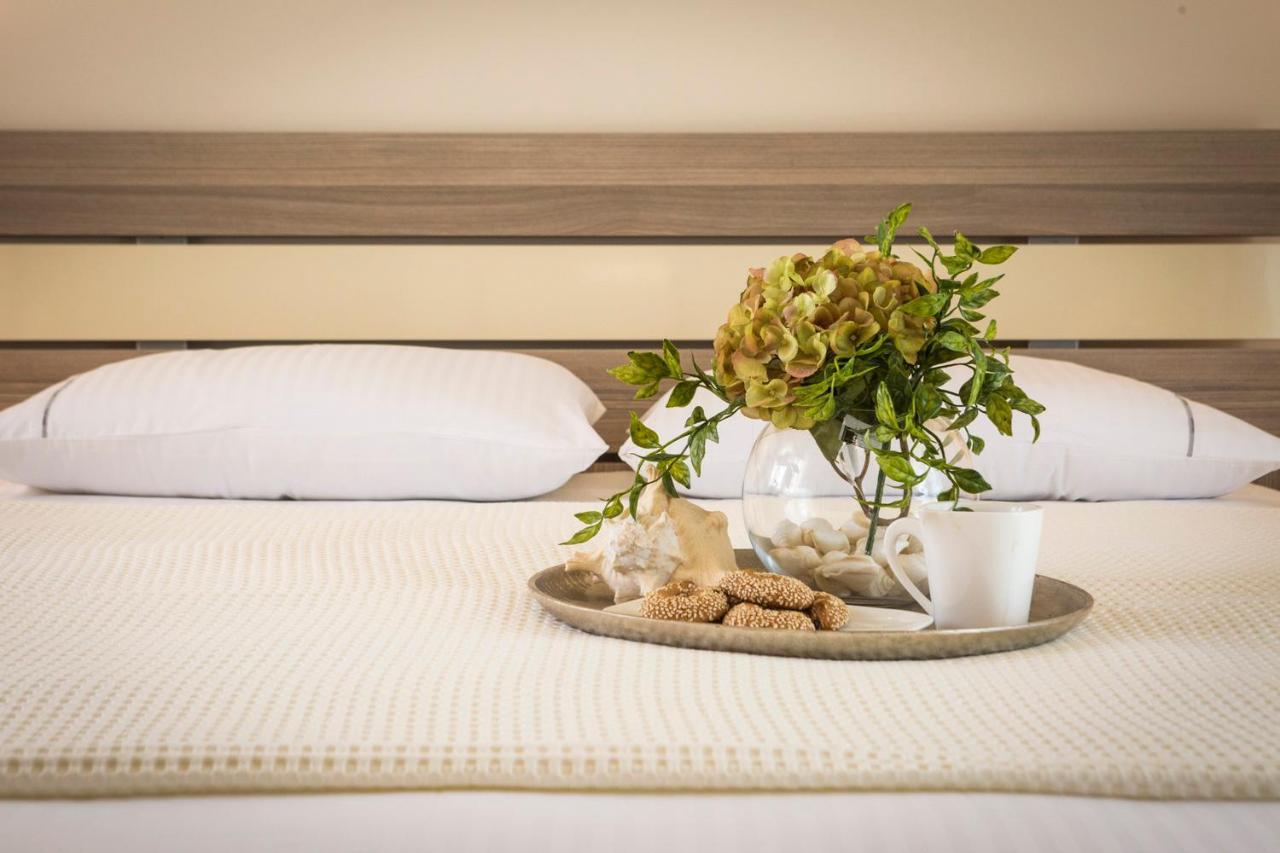 Stigmes Villas & Suites Nea Skioni Bagian luar foto