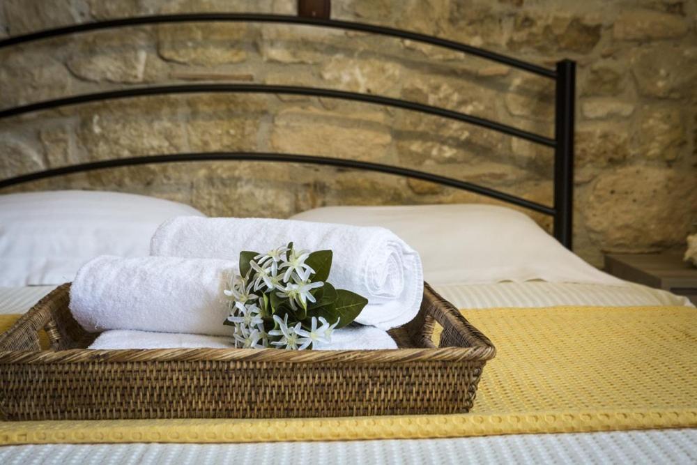 Stigmes Villas & Suites Nea Skioni Bagian luar foto