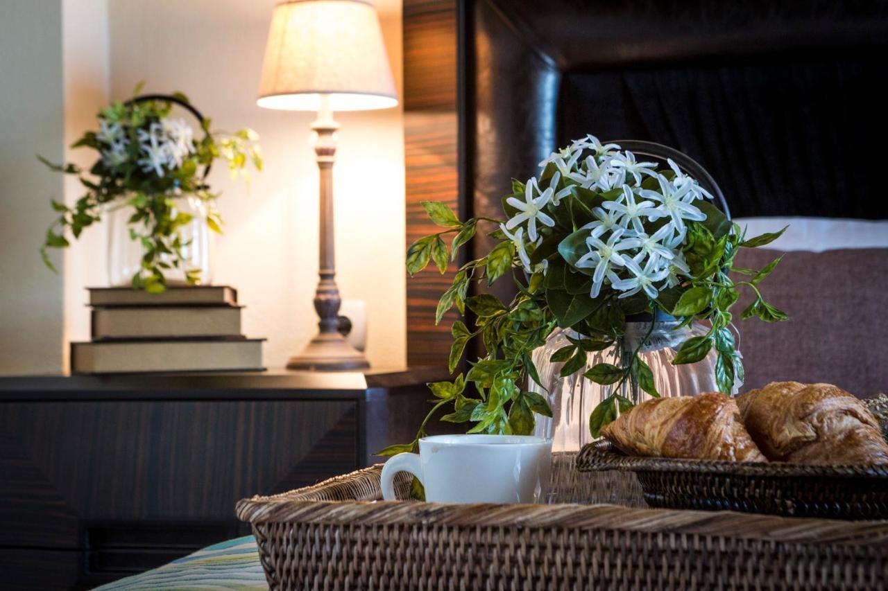 Stigmes Villas & Suites Nea Skioni Bagian luar foto