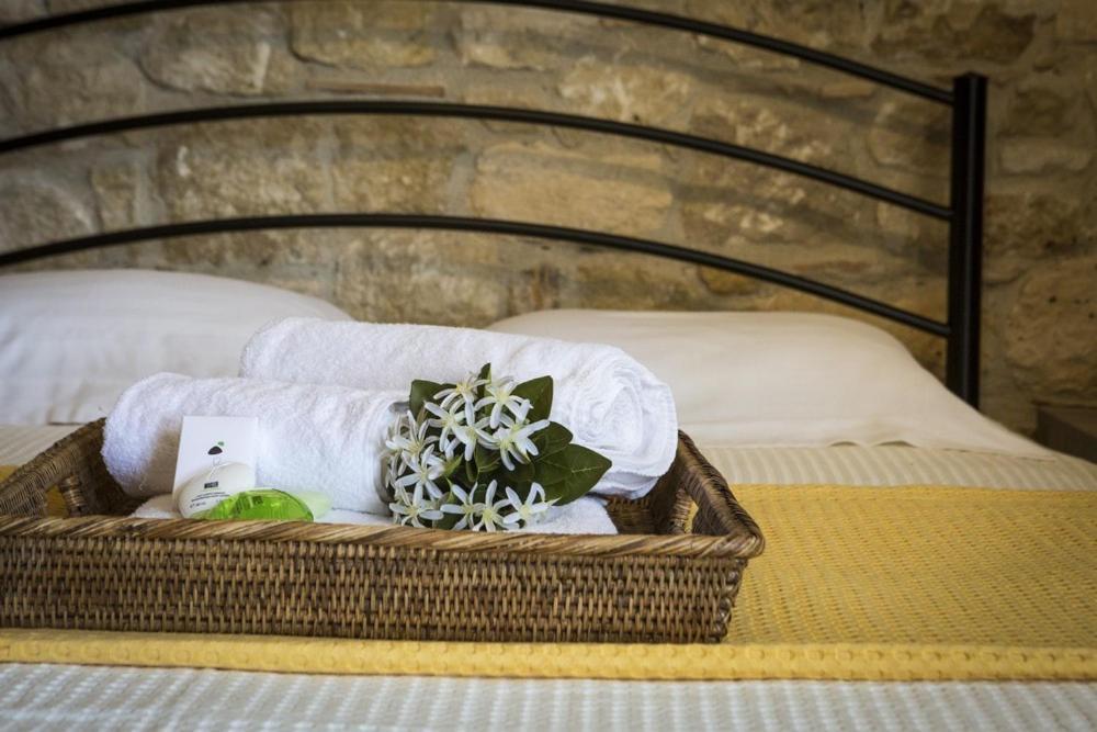Stigmes Villas & Suites Nea Skioni Bagian luar foto