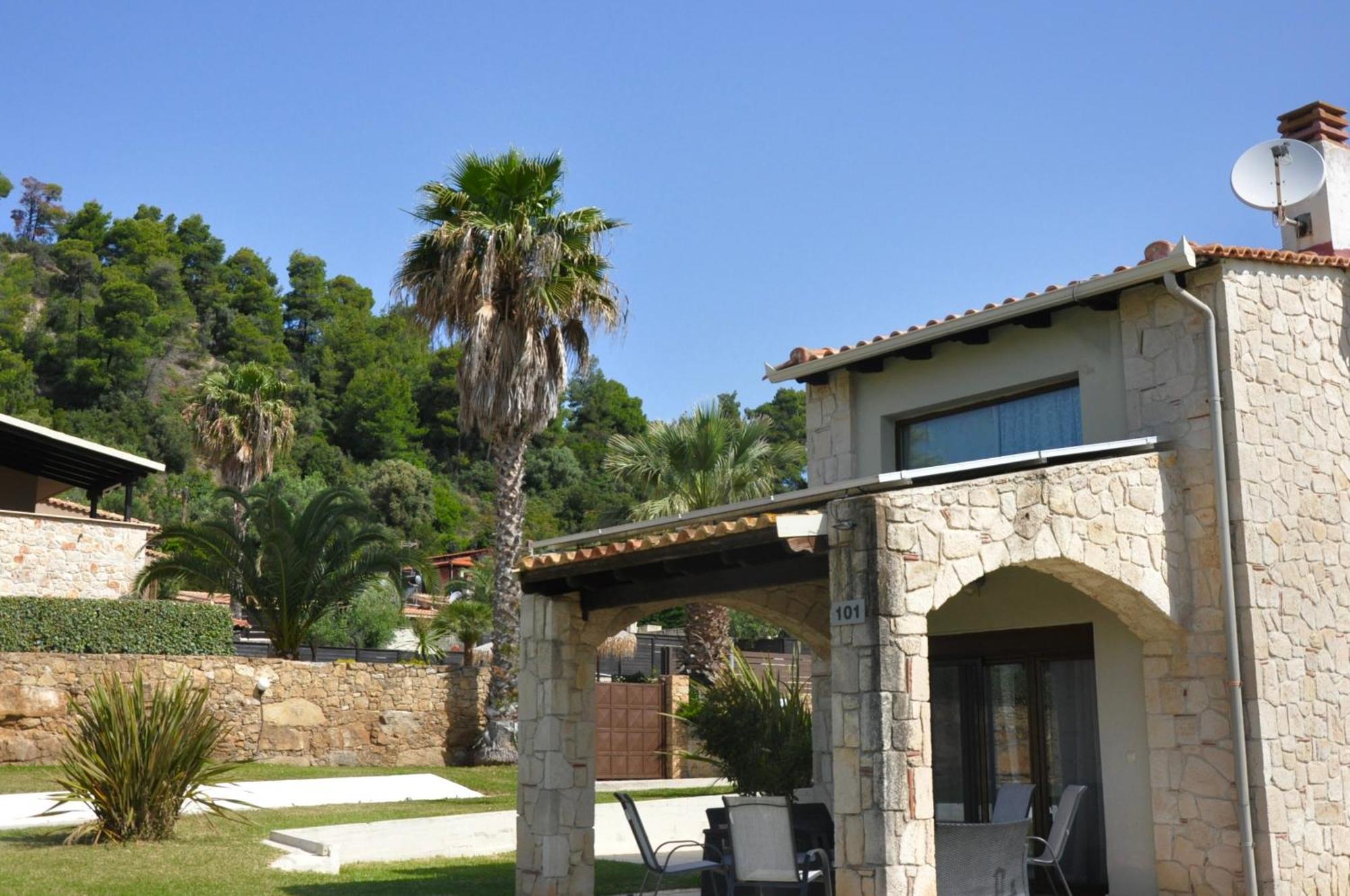Stigmes Villas & Suites Nea Skioni Bagian luar foto