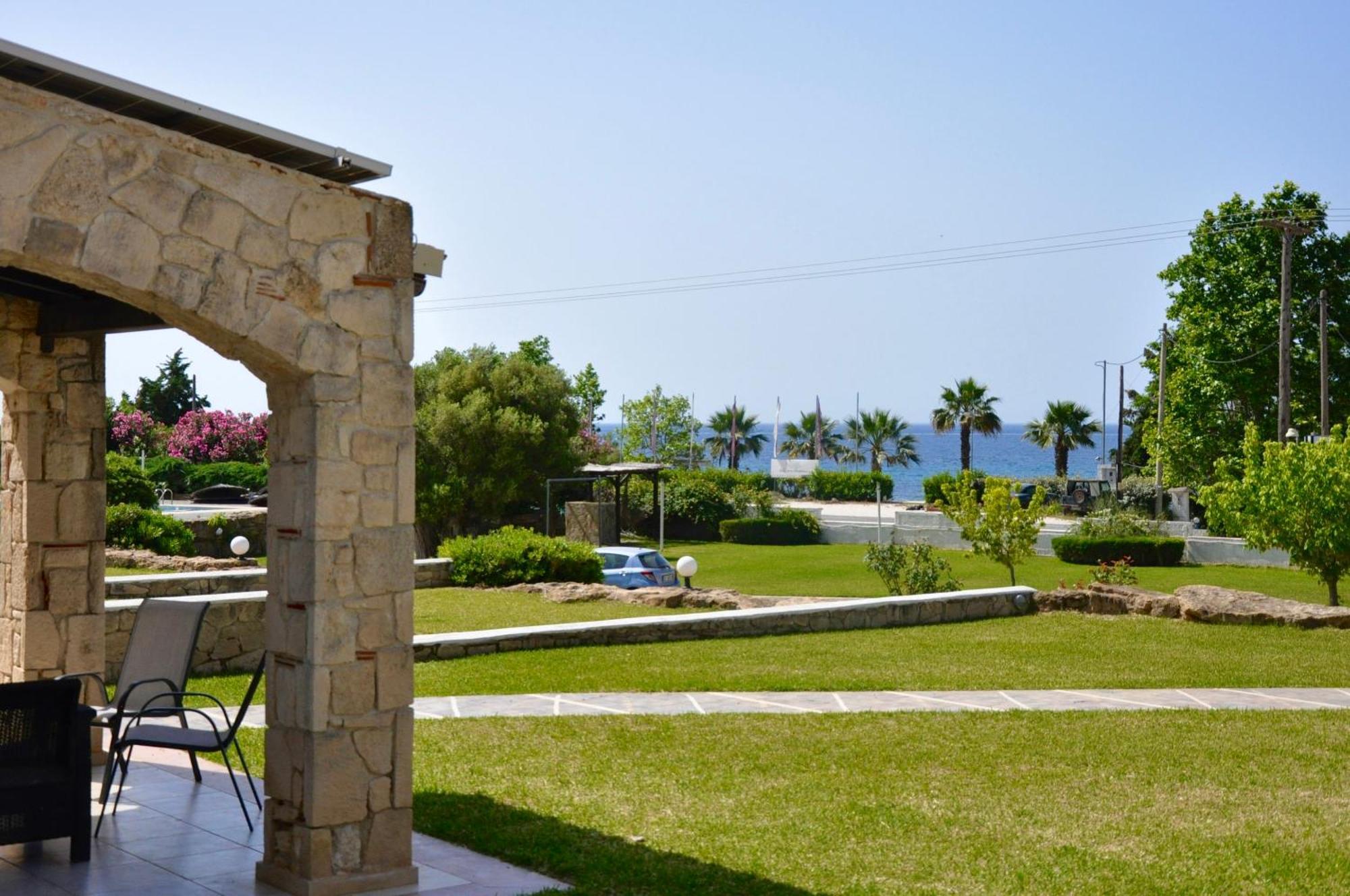 Stigmes Villas & Suites Nea Skioni Bagian luar foto